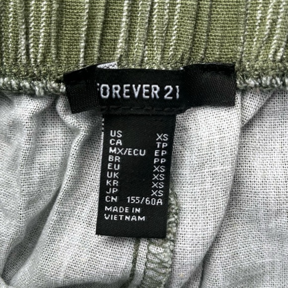 Forever 21 Striped Paperbag Shorts - Picture 2 of 3